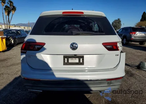 2018 Volkswagen Tiguan Se z USA, uszkodzony, nr VIN 3VV3B7AX6JM002427